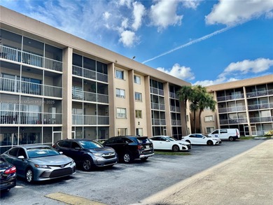 NICE APARTMENT FOR FIRST TIME BUYER  2/2 SCREENED IN PRIVATE