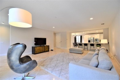 Remodeled in a exclusive design. unfurnished. This property is