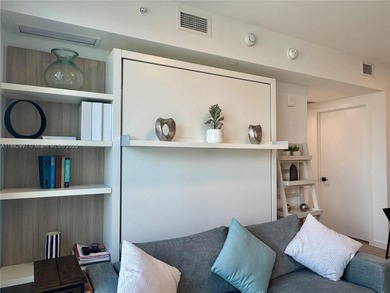 INVESTORS!! Excellent immediate cash-flow opportunity. Beautiful