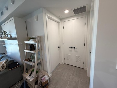 INVESTORS!! Excellent immediate cash-flow opportunity. Beautiful