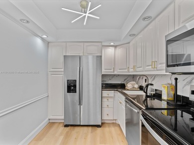 Views on views. This 16th-floor Coronado beauty puts Aventura at