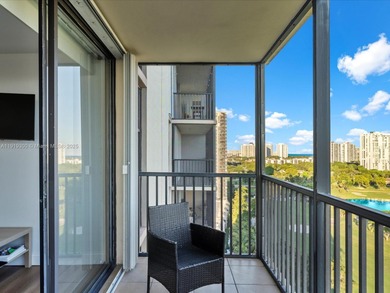 Views on views. This 16th-floor Coronado beauty puts Aventura at
