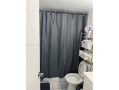 Spectacular property in the desirable neighborhood of