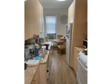 Spacious XL 1-Bedroom in the Heart of Brighton Beach

This