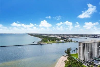 2BR/2BA at prestigious Point of Americas I is updated and