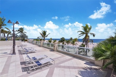 2BR/2BA at prestigious Point of Americas I is updated and