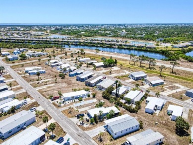 LOOKING FOR THAT PERFECT PLACE TO LIVE THE FLORIDA DREAM? THIS