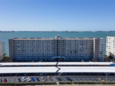 Located on the shores of the Gulf of Mexico, this 55+ community