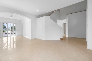 Beautiful and luxury living at its finest in this stunning