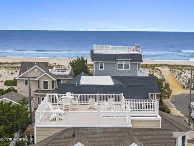 Beautiful Contemporary Custom Home - Just 3rd from the Beach!
