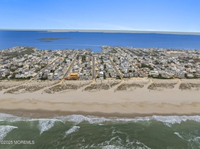 Beautiful Contemporary Custom Home - Just 3rd from the Beach!