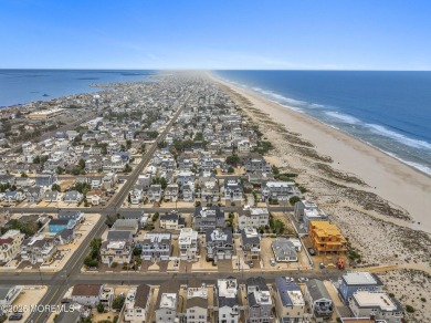 Beautiful Contemporary Custom Home - Just 3rd from the Beach!