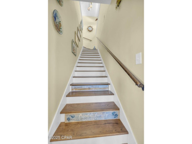 RARE WATERFRONT. LAGOON-MOUTH PROXIMITY. PRIVATE DOCK + LIFT