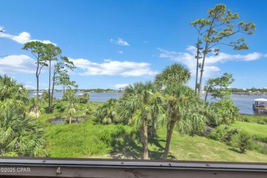 RARE WATERFRONT. LAGOON-MOUTH PROXIMITY. PRIVATE DOCK + LIFT