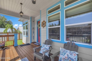 RARE WATERFRONT. LAGOON-MOUTH PROXIMITY. PRIVATE DOCK + LIFT