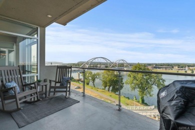 RIVERFRONT luxurious 2 bed/2 bath, 7th floor condo home in the