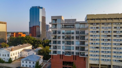 RIVERFRONT luxurious 2 bed/2 bath, 7th floor condo home in the