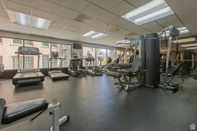 Sophisticated urban living awaits in prestigious American Towers