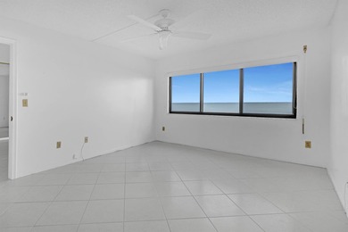 A direct Oceanfront charming 3rd floor Condo awaiting a new
