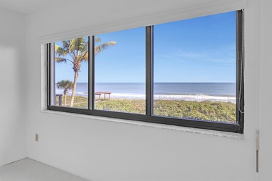 A direct Oceanfront charming 3rd floor Condo awaiting a new