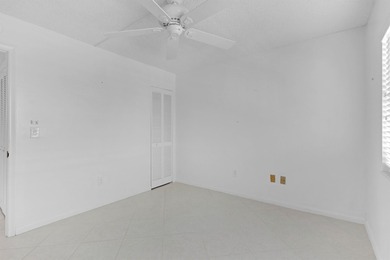 A direct Oceanfront charming 3rd floor Condo awaiting a new