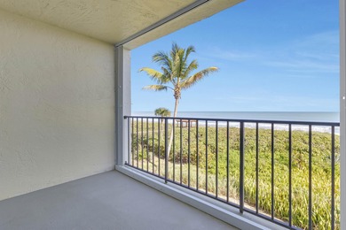 A direct Oceanfront charming 3rd floor Condo awaiting a new