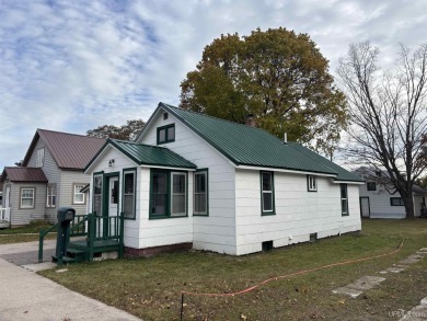 Welcome to this charming 2 bedroom, 1 bath home situated in the