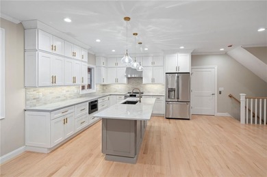 Gorgeous, brand new island retreat! This open floor plan