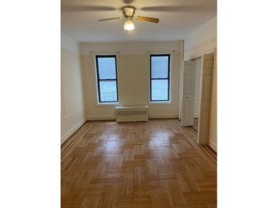 Brighton Beach Area - 2 Bedroom / 1 Bath
Spacious two-bedroom
