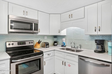 'CURRENTLY UNDER CONTRACT, SELLER WILL CONSIDER BACKUP OFFERS'