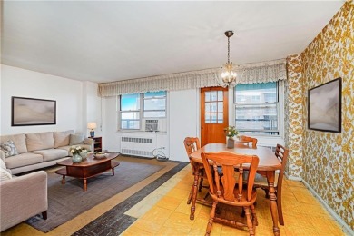 Welcome to Waterview Towers, located in the Bath Beach section