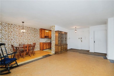 Welcome to Waterview Towers, located in the Bath Beach section