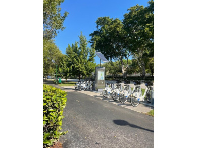 Enjoy Luxury living at Turnberry Village. 3 Beds, 3 Baths, right