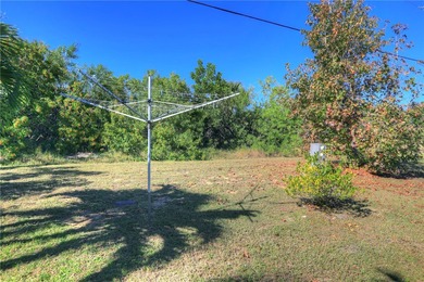 Welcome to Breezy Village in this cozy 2-bedroom, 2-bathroom