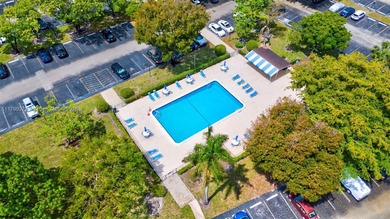 Welcome to this spacious and beautifully updated 2 bedroom, 2