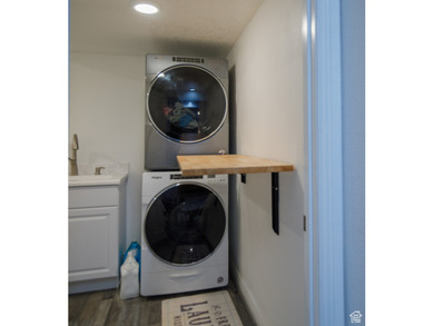 Assumable 2.25 % FHA loan with a current balance of $372,000