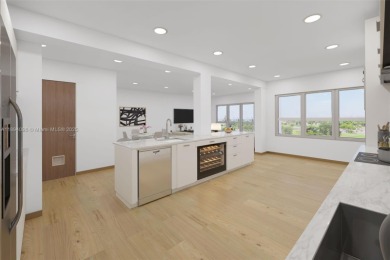 Direct 10th FL waterfront Biscayne Bay and Indian Creek Isle