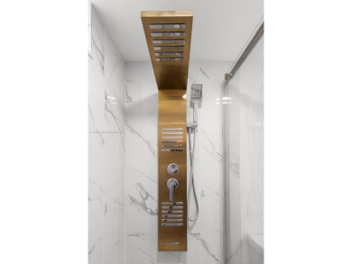 Stunning, almost a new construction, Ground-floor Unit!