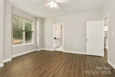 Welcome to this beautifully updated END UNIT in Spinnaker Reach