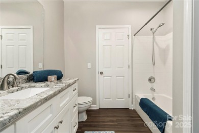 Welcome to this beautifully updated END UNIT in Spinnaker Reach