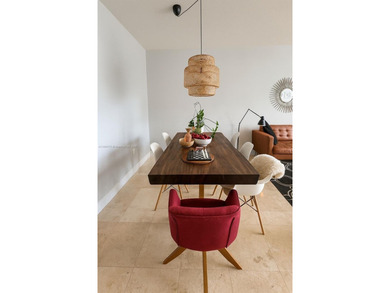 Stunning views in this rare 4016 unit at Brickell on the River