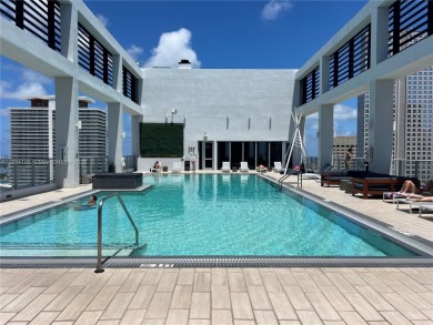 Fantastic location in the heart of Downtown Miami, located just