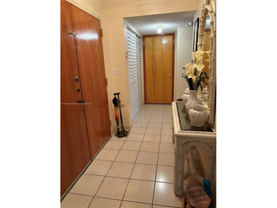 Great opportunity . 2 bedroom 2 bath . Located close to FIU