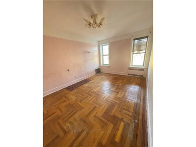 Live just moments from the sand and sea in this inviting