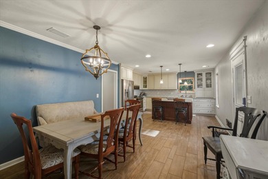 Beautifully maintained and updated 3BR/2BA home in Foxcroft