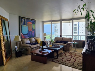 Enjoy breathtaking panoramic views of the Intracoastal Waterway