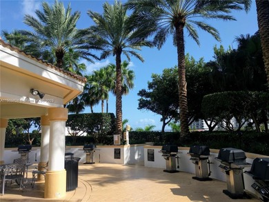 Enjoy breathtaking panoramic views of the Intracoastal Waterway