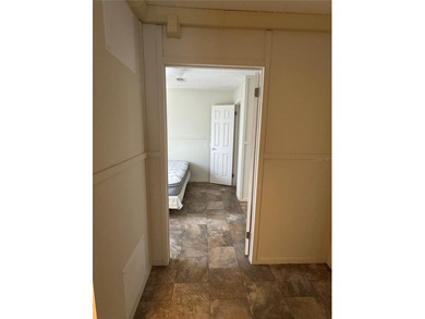 Exceptional 2 Bed, 1 bath home in Zephyrhills with NO HOA!!  NO