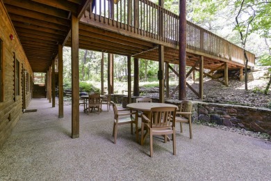 Your lake escape awaits! Discover the ultimate blend of