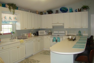 Motivated Seller....Bring Offers...  2bed/2bath Home.... Welcome